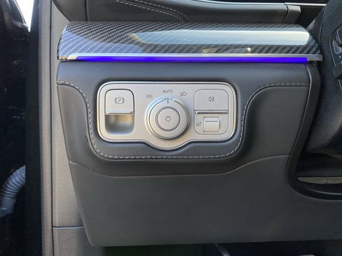 Used 2024 Mercedes-Benz GLS 63 AMG 4MATIC image 28