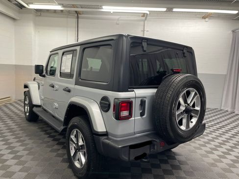 Used 2022 Jeep Wrangler Unlimited Sahara image 4