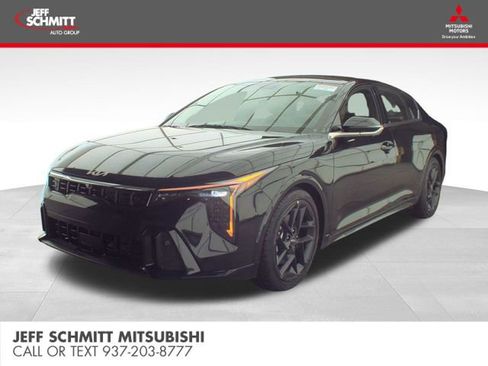 Used 2025 Kia K4 GT-Line Turbo image 1