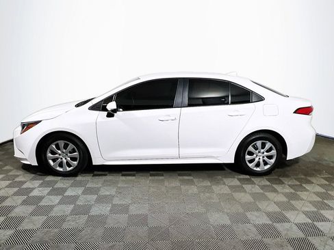 Certified 2023 Toyota Corolla LE FWD image 5