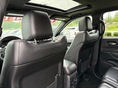 Used 2024 Dodge Durango GT RWD image 33