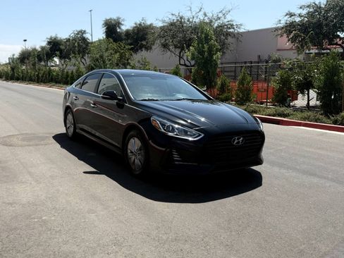 Used 2019 Hyundai Sonata SE FWD image 3