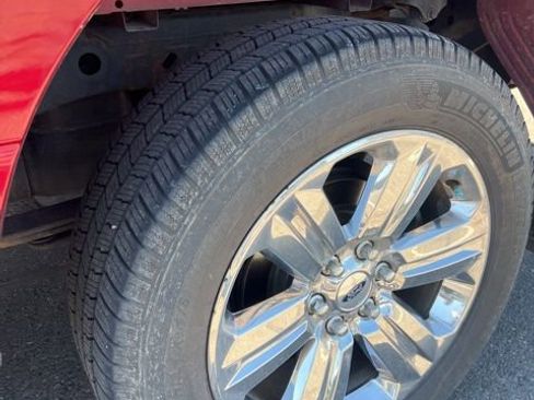 Used 2018 Ford F150 XLT w/ Equipment Group 302A Luxury AWD/4WD image 6