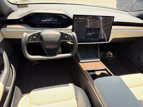 Used 2021 Tesla Model S Plaid AWD/4WD image 11