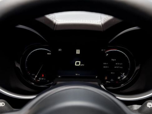 New 2025 Alfa Romeo Stelvio Sprint image 27