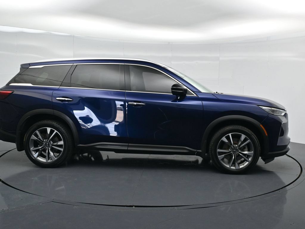 Used 2023 INFINITI QX60 Luxe w/ Performance Audio Package FWD image 8