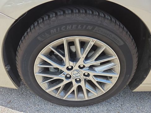 Used 2018 Lexus ES 350 w/ Luxury Package w/Wood Trim FWD image 4