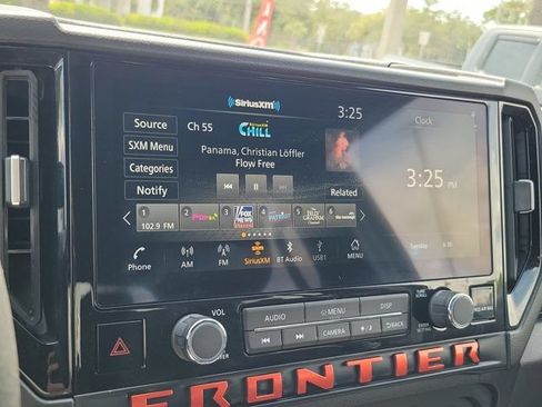 Certified 2025 Nissan Frontier PRO-4X w/ Pro Convenience Package AWD/4WD image 26