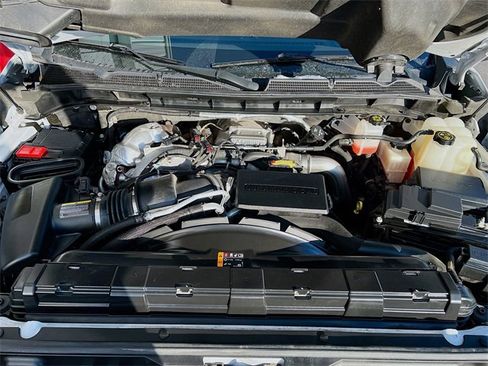 Used 2022 GMC Sierra 2500 Denali image 29