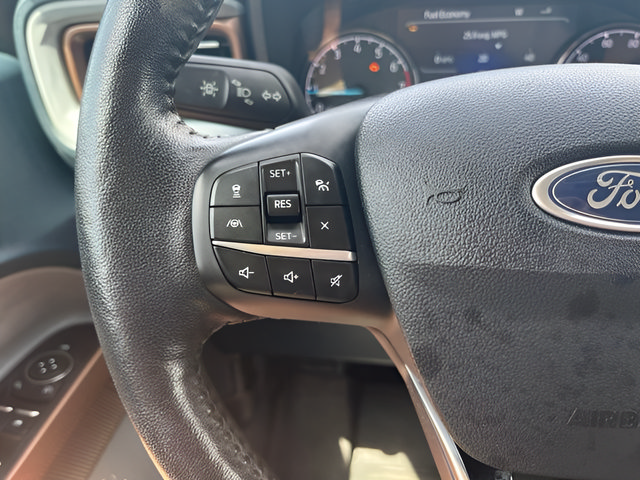 Used 2022 Ford Maverick Lariat w/ Lariat Luxury Package FWD image 18