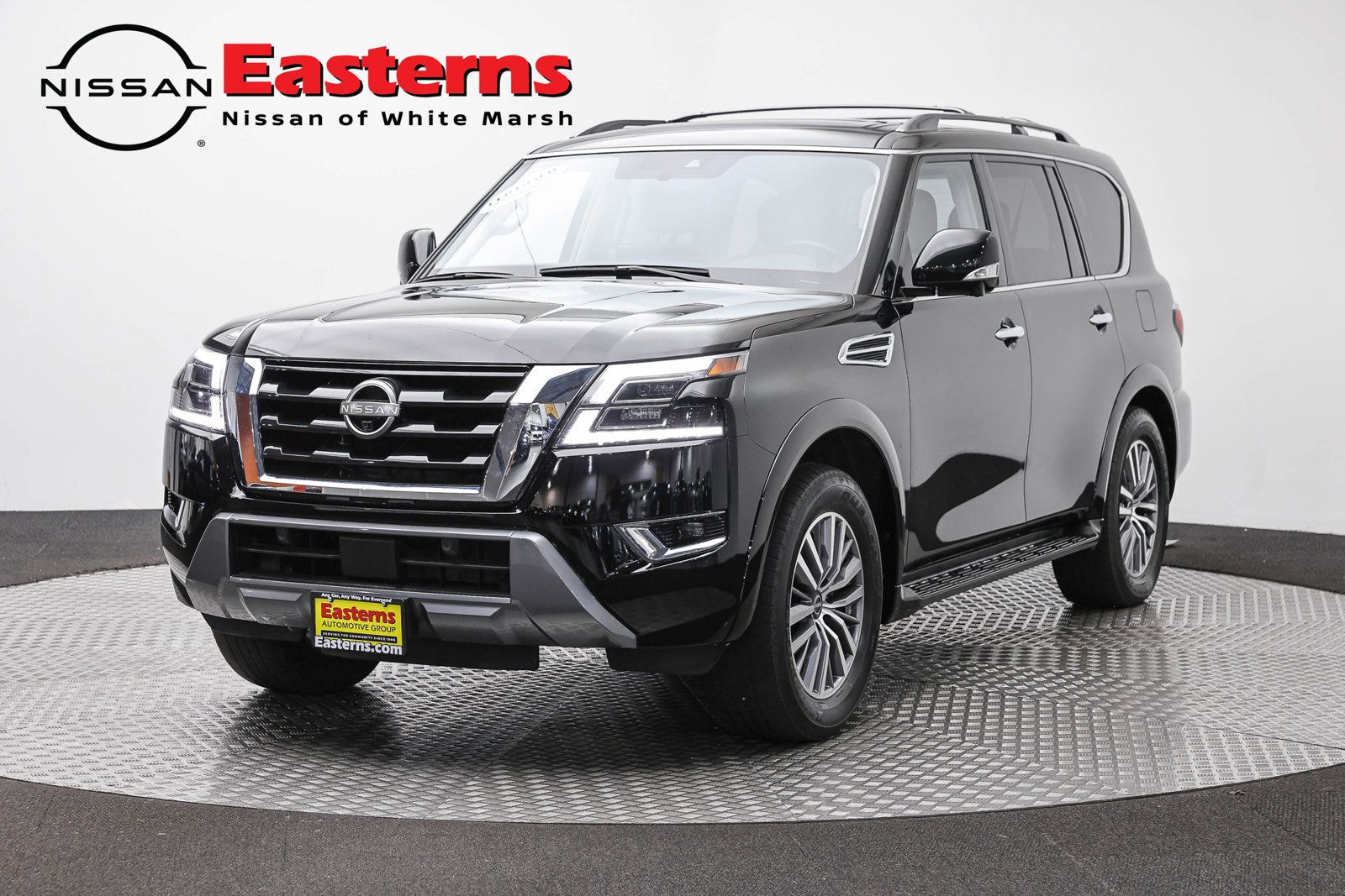 Used 2023 Nissan Armada SL w/ Captain's Chairs Package AWD/4WD image 1