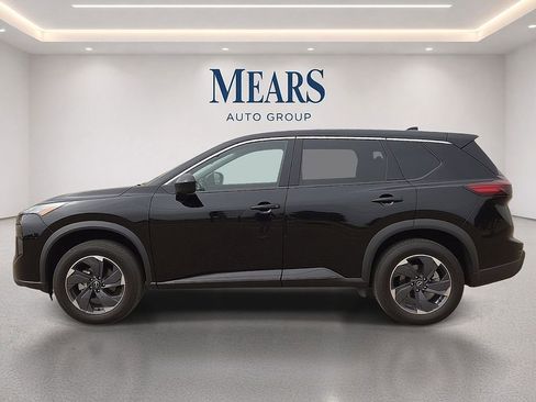 Used 2025 Nissan Rogue SV FWD image 2