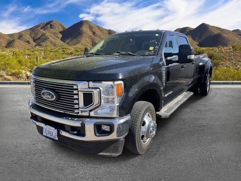 Used 2022 Ford F350 Lariat w/ FX4 Off-Road Package AWD/4WD image 13