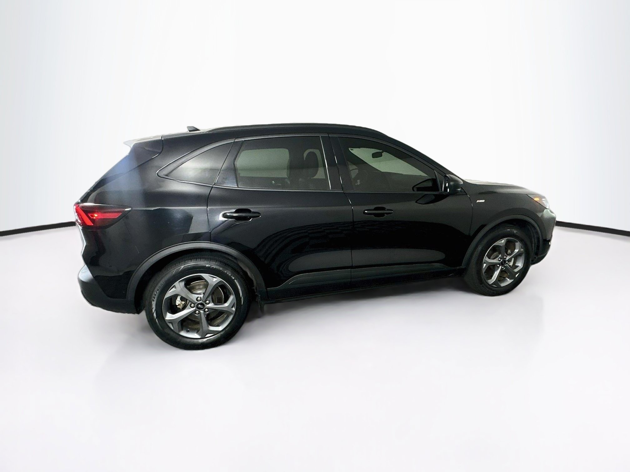 Used 2025 Ford Escape ST-Line FWD image 10