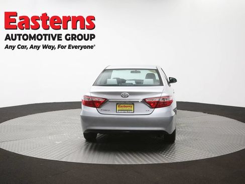 Used 2015 Toyota Camry LE FWD image 36