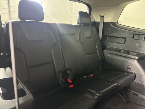 Used 2022 Kia Telluride EX w/ EX Premium Package image 29