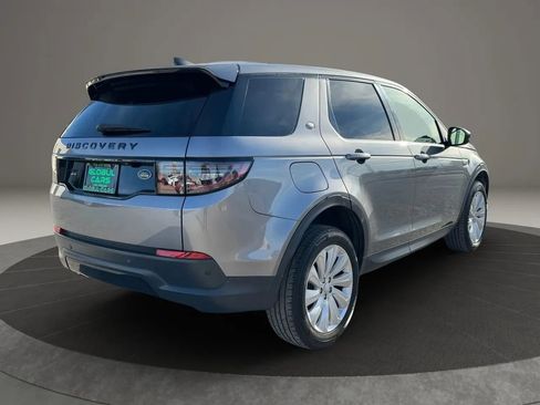 Used 2020 Land Rover Discovery Sport SE image 5