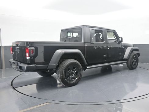 New 2026 Jeep Gladiator Sport image 6