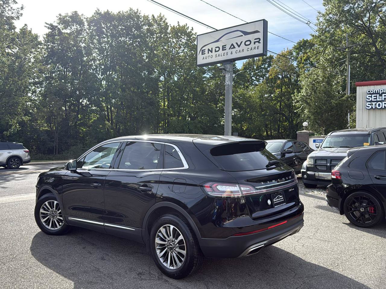 Used 2019 Lincoln Nautilus Select AWD/4WD image 4