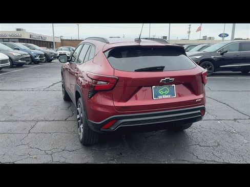 Certified 2024 Chevrolet Trax RS w/ Driver Confidence Package FWD image 7