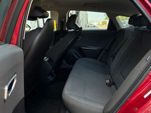 Used 2025 Kia K4 FWD image 11