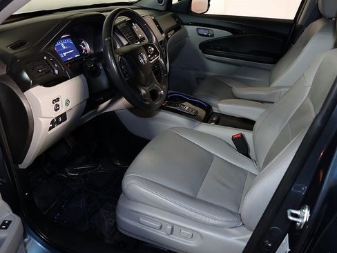 Used 2022 Honda Pilot Elite image 12