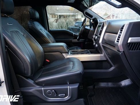 Used 2017 Ford F350 Platinum w/ Platinum Ultimate Package image 45