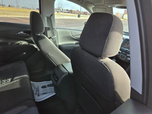 Used 2022 Chevrolet Equinox LT AWD/4WD image 44