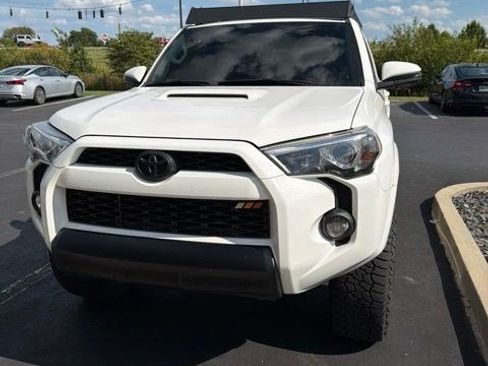 Used 2018 Toyota 4Runner TRD Off-Road Premium AWD/4WD image 1