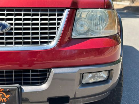 Used 2004 Ford Expedition XLT RWD image 22
