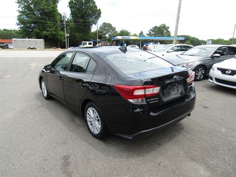 Used 2018 Subaru Impreza 2.0i Premium w/ Eyesight & BSD & Rcta AWD/4WD image 4