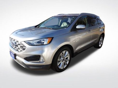 Used 2020 Ford Edge Titanium image 9