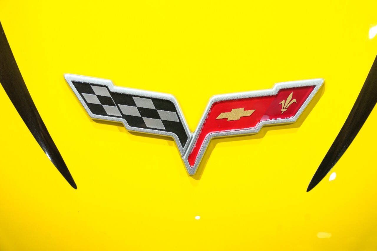 Used 2007 Chevrolet Corvette Z06 w/ Preferred Equipment Group RWD image 21