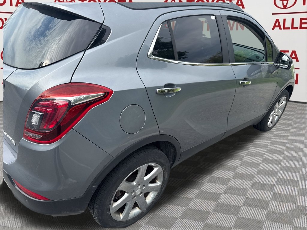 Used 2019 Buick Encore Essence w/ Experience Buick Package AWD/4WD image 8