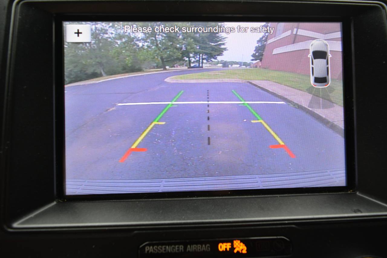 Used 2019 Ford Expedition XLT w/ Equipment Group 201A AWD/4WD image 24