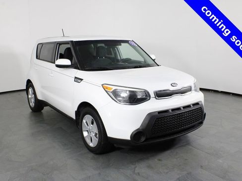 Used 2015 Kia Soul Base image 11