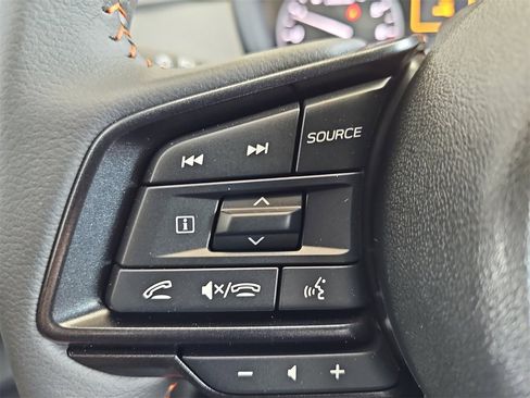 New 2025 Subaru Crosstrek 2.5i Limited w/ Crosstrek Mirror Package image 17