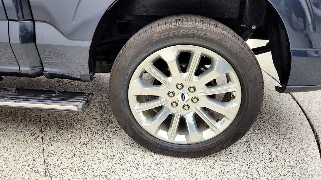 Used 2021 Ford F150 Limited RWD image 9