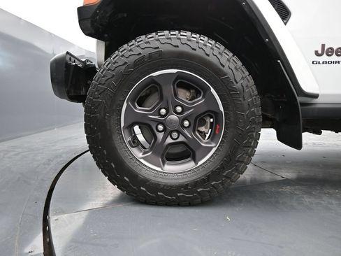 Used 2021 Jeep Gladiator Rubicon w/ Trailer Tow Package AWD/4WD image 27