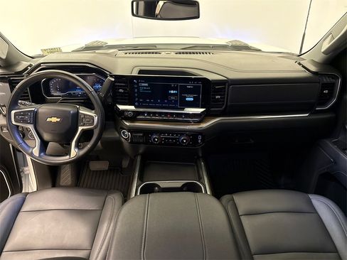 Used 2024 Chevrolet Silverado 2500 LT w/ Texas Edition image 16