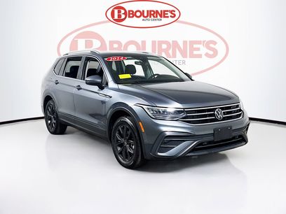Used 2024 Volkswagen Tiguan SE