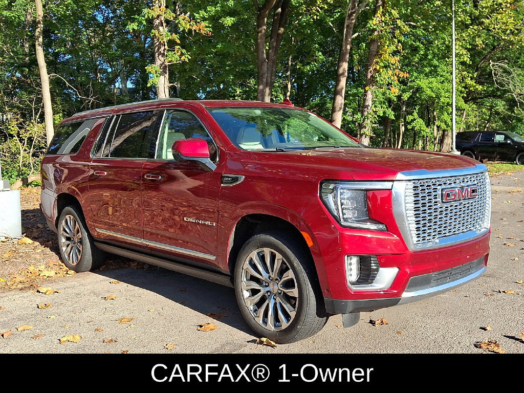 Used 2023 GMC Yukon XL Denali w/ Denali Reserve Package AWD/4WD image 2