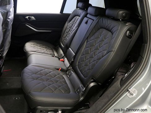 Used 2026 BMW X7 xDrive40i w/ M Sport Package image 12