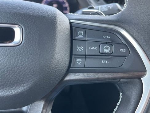 New 2026 Jeep Grand Cherokee L Limited image 29