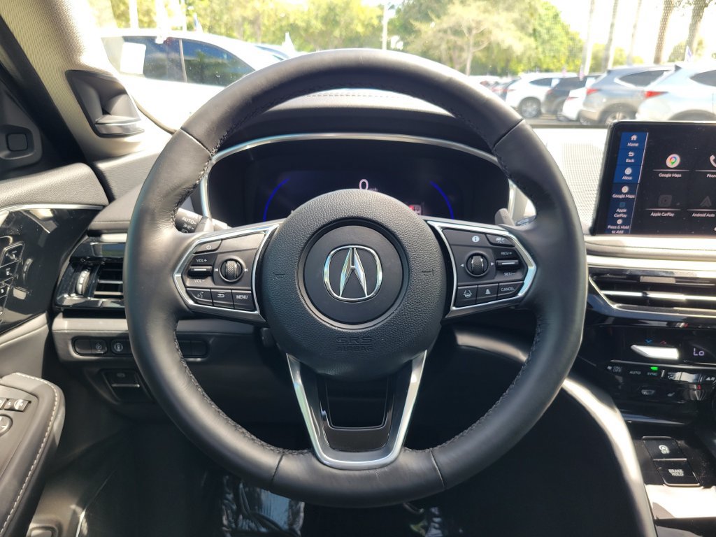 Certified 2025 Acura MDX w/ Technology Package FWD image 24