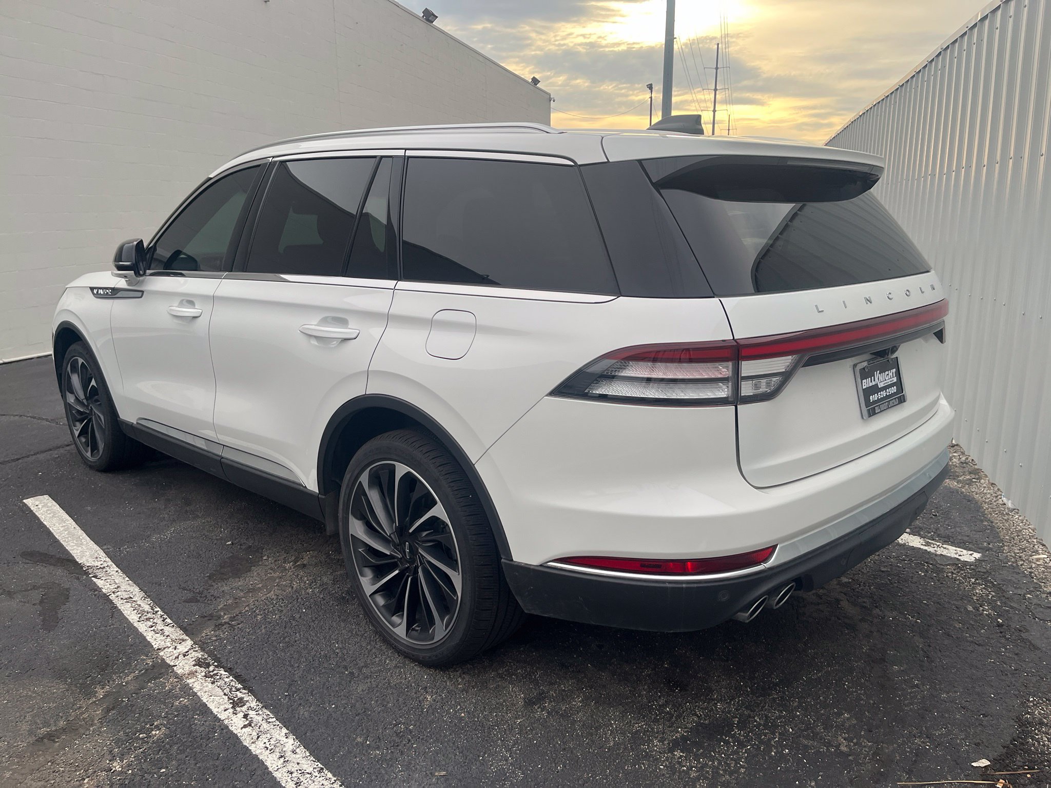 Certified 2025 Lincoln Aviator Reserve w/ Equipment Group 201A AWD/4WD image 4