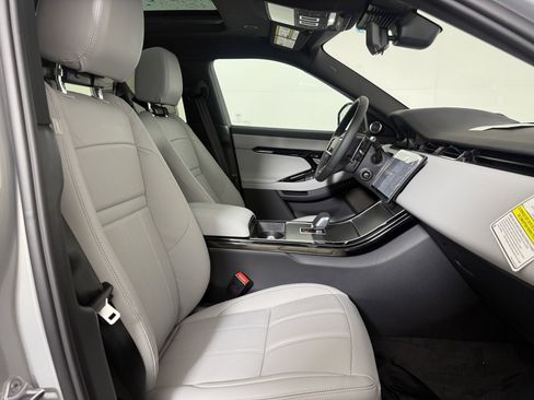 Used 2026 Land Rover Range Rover Evoque S AWD/4WD image 23