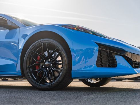 Used 2023 Chevrolet Corvette Z06 image 16