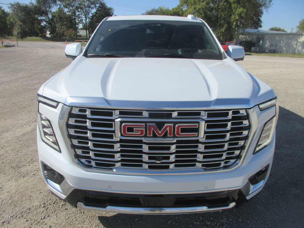 New 2027 GMC Yukon Denali w/ Sun & Power Step Package AWD/4WD image 10