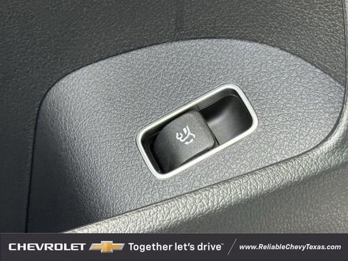Used 2026 Mercedes-Benz GLS 580 4MATIC image 30